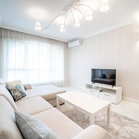 La Luxury Златни пясъци